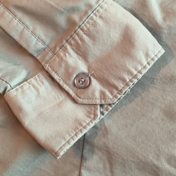 New York & Co blue button up shirt. 3/4 length sleeves.  Dart details. Size M - Picture 5 of 12